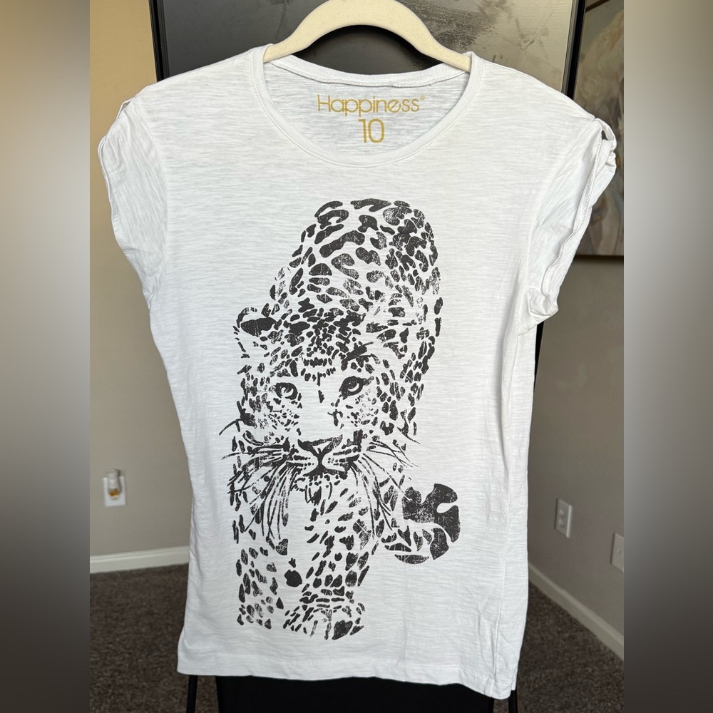 Happiness 10 White Leopard Print Women's Short Sleeve Tee